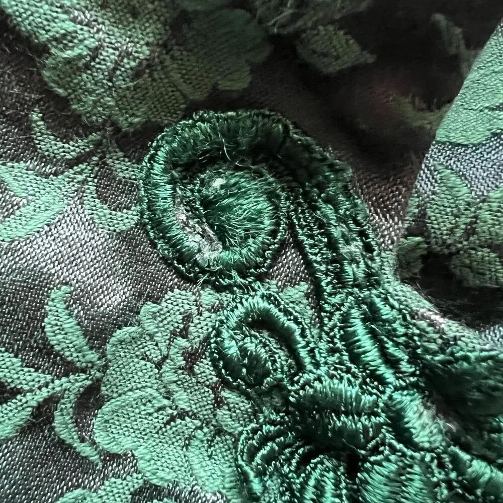 Vintage 80s emerald coquette Jessica McClintock girls puff sleeve jacquard dress